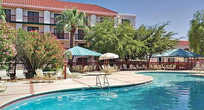 Wyndham El Paso Airport And Water Park Hotel Facilities photo